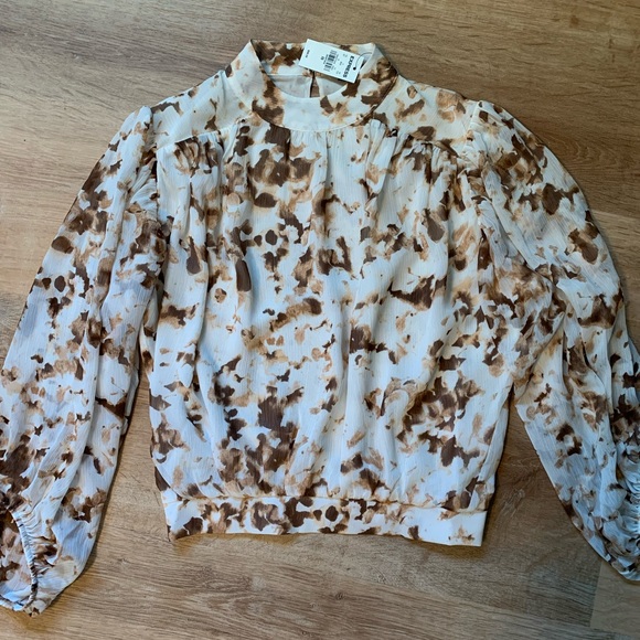 NWT Express printed top - Picture 4 of 5